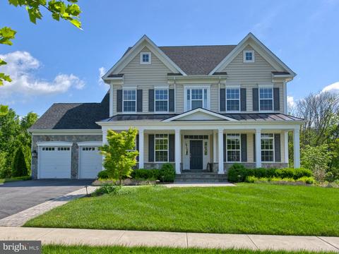 18010 Bliss Dr, Poolesville, MD 20837 photo 1
