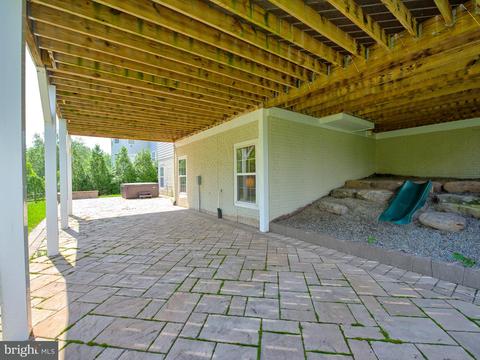 18010 Bliss Dr, Poolesville, MD 20837 photo 9
