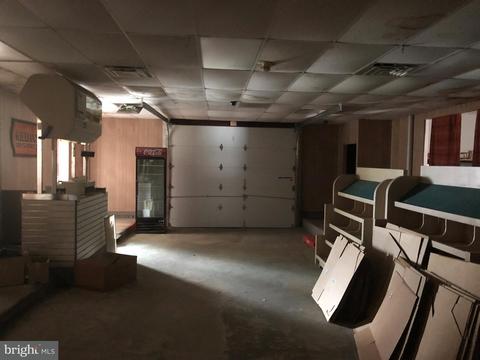 313 Taylor St, Riverside, NJ 08075 photo 6