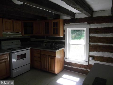 3955 Leeds Manor Rd, Markham, VA 22643 photo 12
