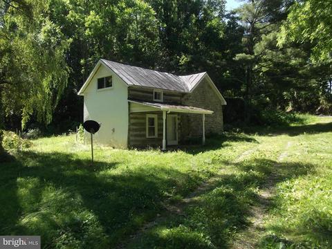 3955 Leeds Manor Rd, Markham, VA 22643 photo 1