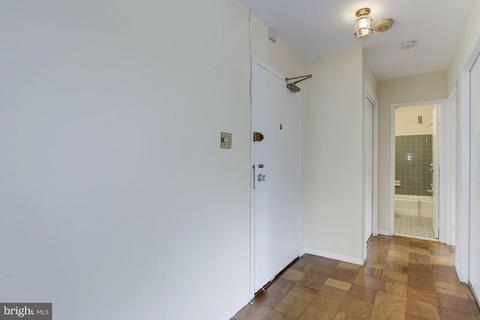 8601 Manchester Rd #503, Silver Spring, MD 20901 photo 5