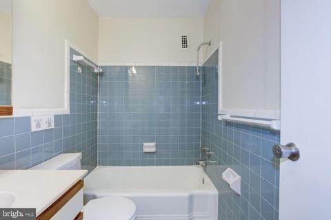 8601 Manchester Rd #503, Silver Spring, MD 20901 photo 16