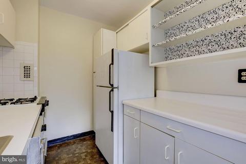 8601 Manchester Rd #503, Silver Spring, MD 20901 photo 10