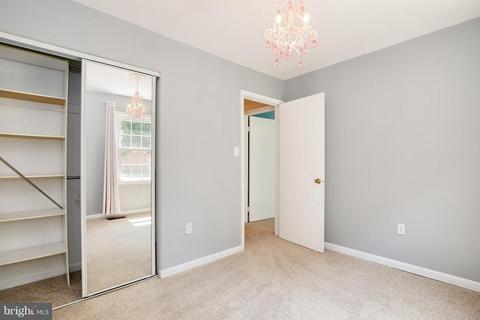 7301 Rolling Oak Ln, Springfield, VA 22153 photo 22