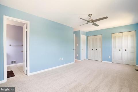 7301 Rolling Oak Ln, Springfield, VA 22153 photo 15