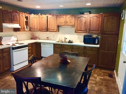 3900 Myrtle Ave, Halethorpe, MD 21227 photo 17