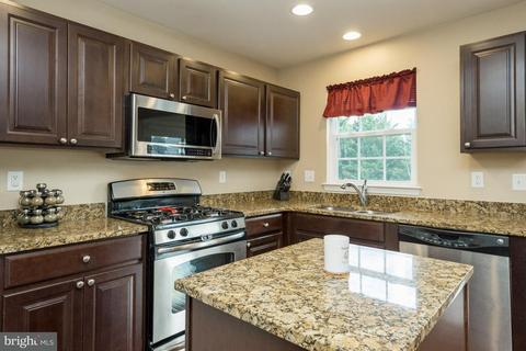2778 Quantim Ct, Manchester, MD 21102 photo 2