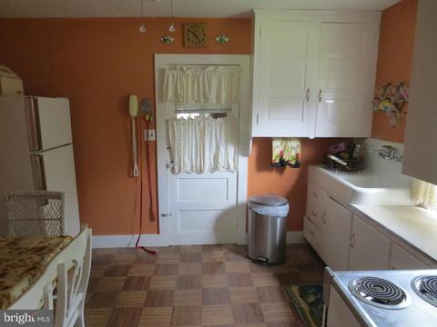 65 Riverview Ave, Earleville, MD 21919 photo 6