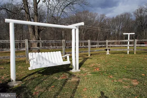 148 Blacksnake Rd, Elkton, MD 21921 photo 2