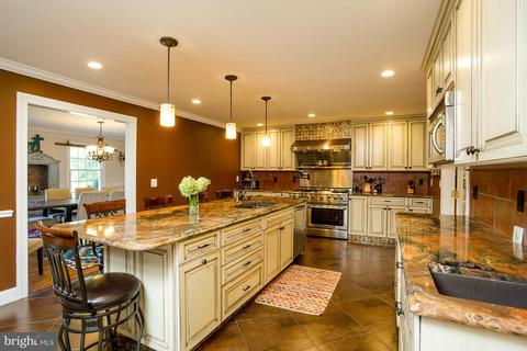 3200 Glouchester Dr, Fallston, MD 21047 photo 6
