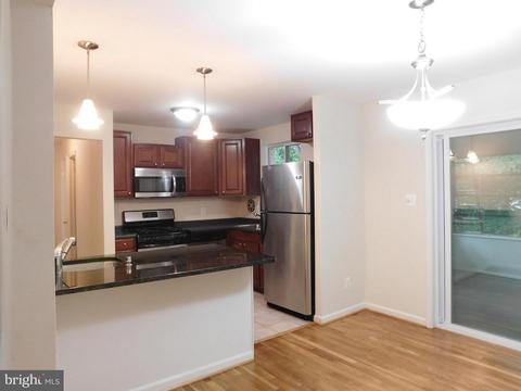 8510 Durham Ct, Springfield, VA 22151 photo 3