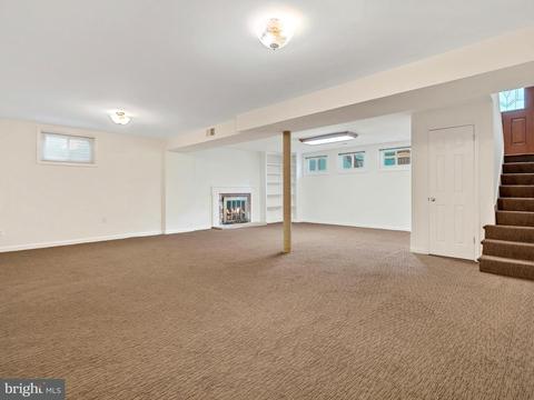 7450 Long Pine Dr, Springfield, VA 22151 photo 16