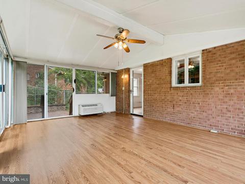 7450 Long Pine Dr, Springfield, VA 22151 photo 23