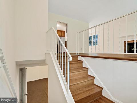 7450 Long Pine Dr, Springfield, VA 22151 photo 15