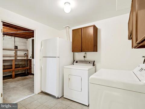 7450 Long Pine Dr, Springfield, VA 22151 photo 21