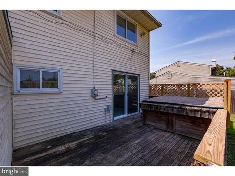 104 E Roland Ave, Maple Shade, NJ 08052 photo 24