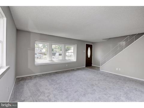 104 E Roland Ave, Maple Shade, NJ 08052 photo 5