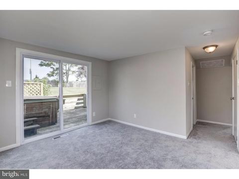 104 E Roland Ave, Maple Shade, NJ 08052 photo 12