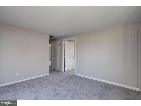 104 E Roland Ave, Maple Shade, NJ 08052 photo 11