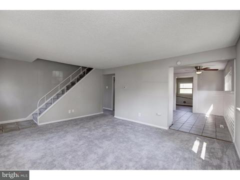 104 E Roland Ave, Maple Shade, NJ 08052 photo 4