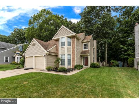 35 Christopher Mills Dr, Mount Laurel, NJ 08054 photo 1