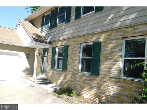 148 Briarwood Rd, Mount Laurel, NJ 08054 photo 1