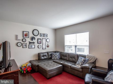 9037 Christopher Ln, Manassas Park, VA 20111 photo 5