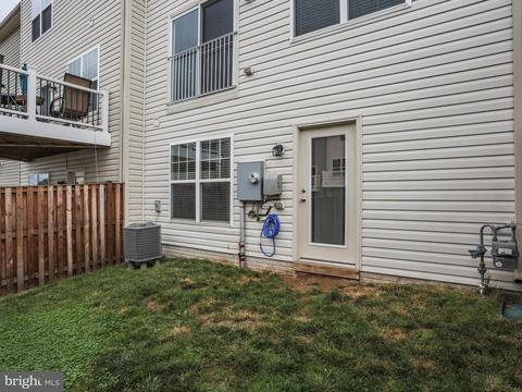 9037 Christopher Ln, Manassas Park, VA 20111 photo 30