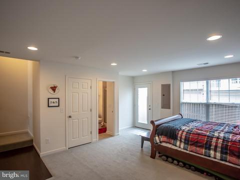 9037 Christopher Ln, Manassas Park, VA 20111 photo 29