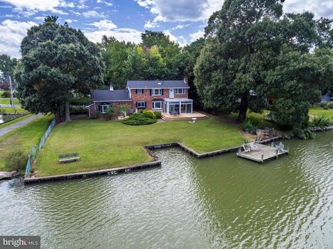 946 Main St, Deale, MD 20751 photo 1