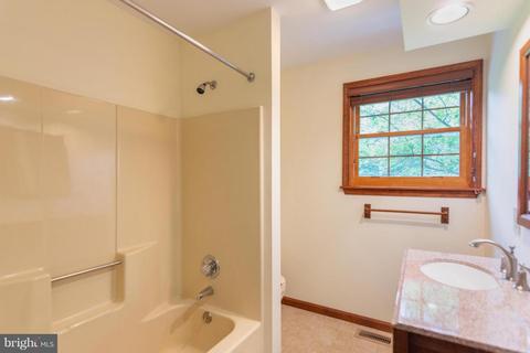 404 Duncan Ln, Hampstead, MD 21074 photo 18