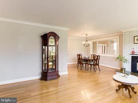 6816 Wise St, Mclean, VA 22101 photo 11