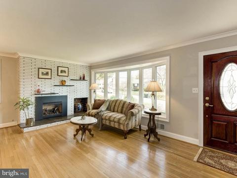 6816 Wise St, Mclean, VA 22101 photo 12