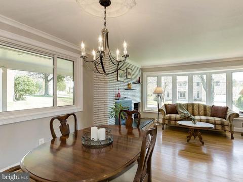 6816 Wise St, Mclean, VA 22101 photo 9