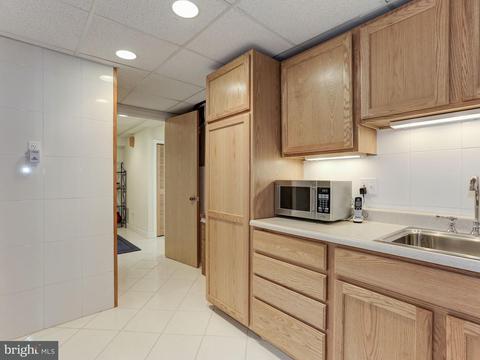 6816 Wise St, Mclean, VA 22101 photo 23