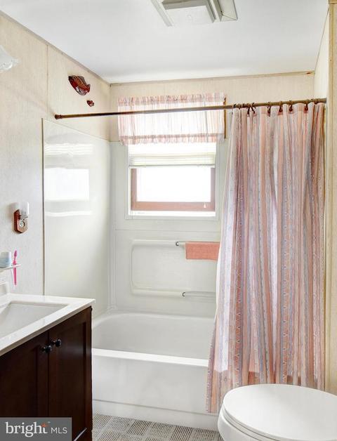 24 Delaware Ave, Earleville, MD 21919 photo 12