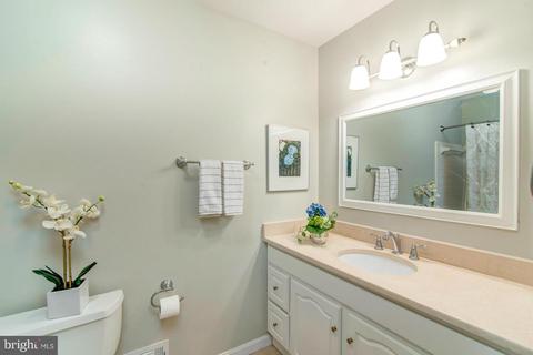 1355 Macbeth St, Mclean, VA 22102 photo 11