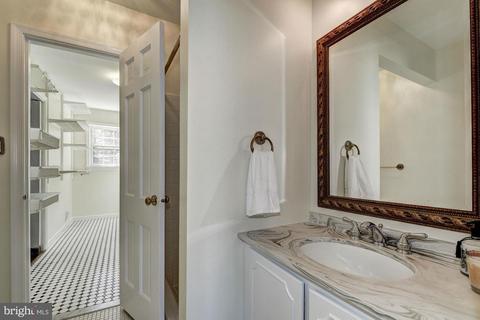 1357 Macbeth St, Mclean, VA 22102 photo 11