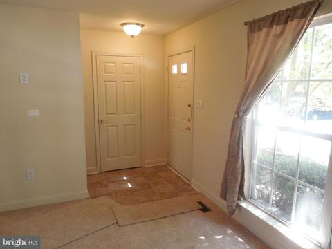5808 Hannover Ter, Frederick, MD 21703 photo 4