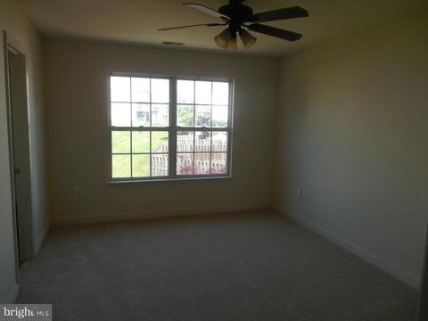 5808 Hannover Ter, Frederick, MD 21703 photo 9