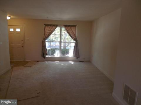 5808 Hannover Ter, Frederick, MD 21703 photo 3