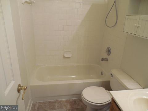 5808 Hannover Ter, Frederick, MD 21703 photo 13