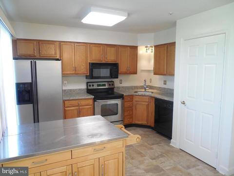 5808 Hannover Ter, Frederick, MD 21703 photo 6