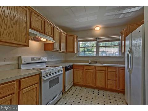 7 Shade Ct, Maple Shade, NJ 08052 photo 12