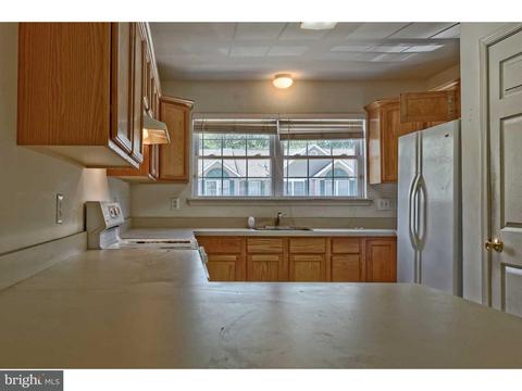 7 Shade Ct, Maple Shade, NJ 08052 photo 10