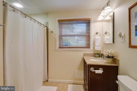 1121 Ormond Ct, Mclean, VA 22101 photo 22