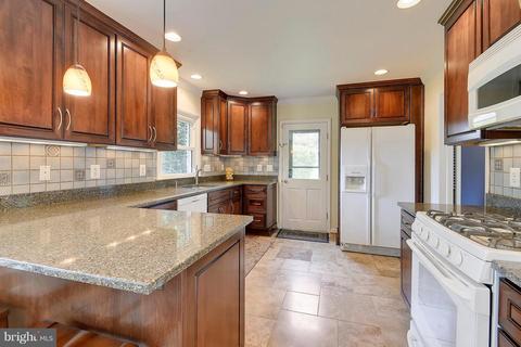 1121 Ormond Ct, Mclean, VA 22101 photo 5