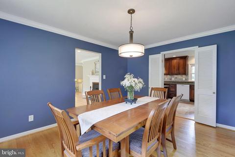 1121 Ormond Ct, Mclean, VA 22101 photo 12