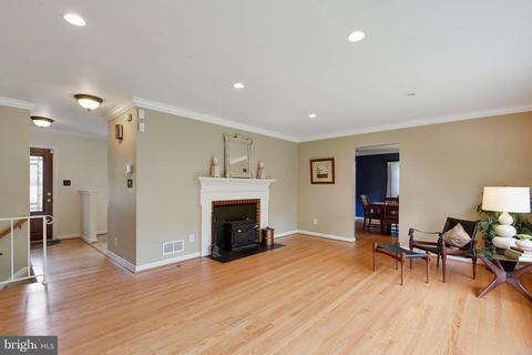 1121 Ormond Ct, Mclean, VA 22101 photo 9